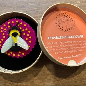 Bumblebee Burrower Brooch Erstwilder